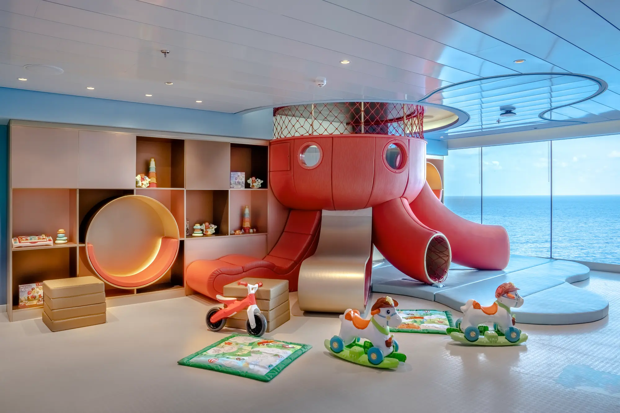 MSC World Asia Chicco bebek kulübü