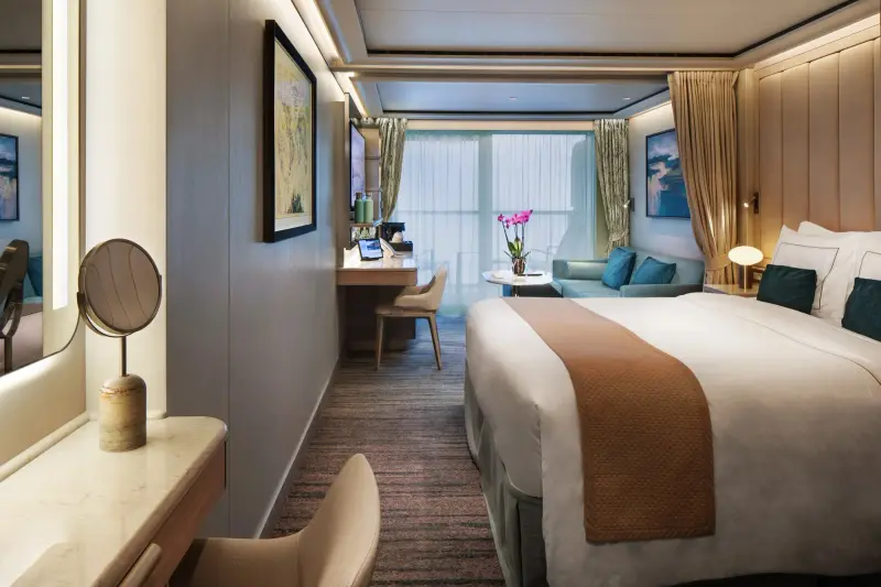 Silver Ray – Superior Veranda Suite