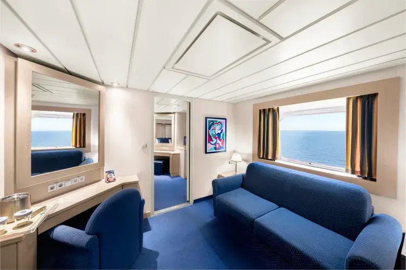 MSC Lirica premium dış kabin (OL1), oturma köşesi