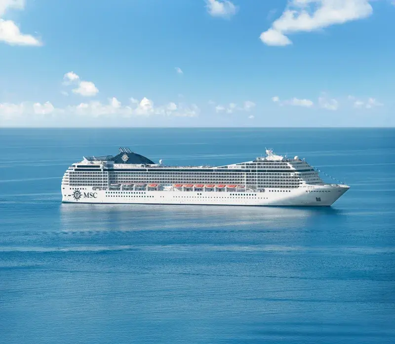 MSC Musica açık denizde seyir halinde