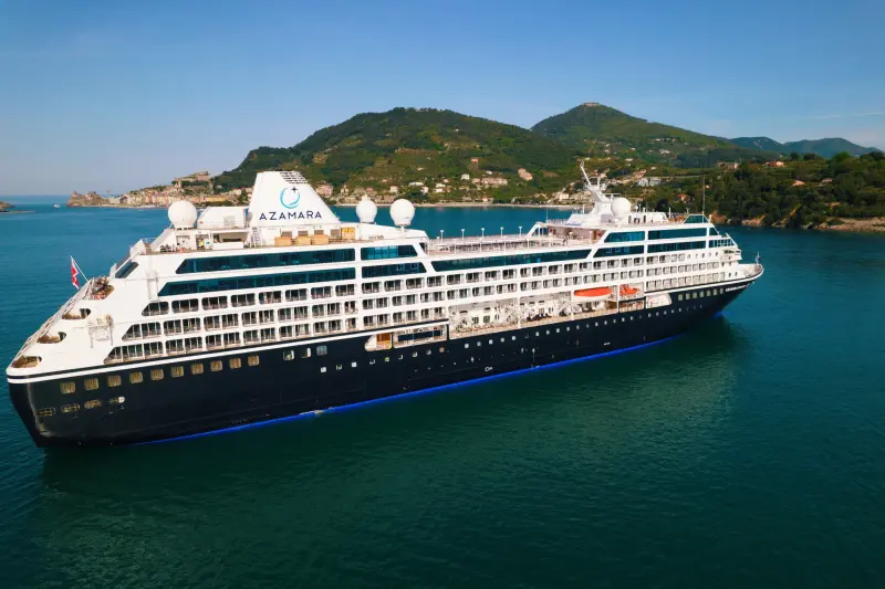 Azamara Onward Portovenere açıklarında