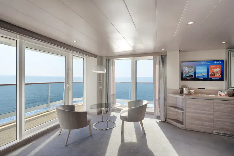 MSC World Asia ve MSC World Europa'da Aurea grand suit (SX), oturma alanı
