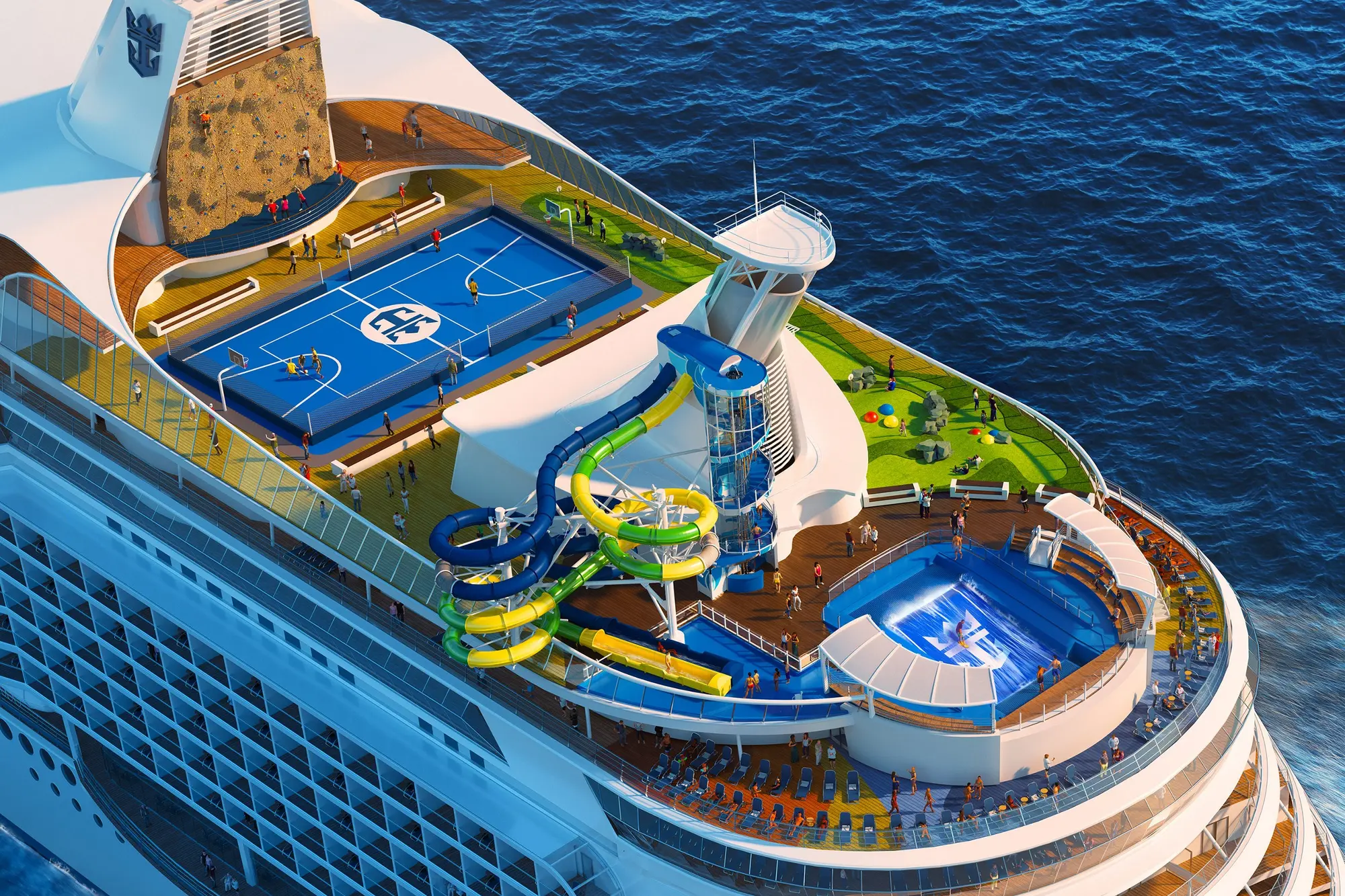 Voyager of the Seas spor sahası, tırmanma duvarı ve FlowRider ile kıç güvertesi, havadan