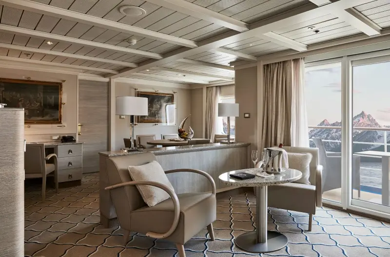 Silver Wind – Owner's Suite