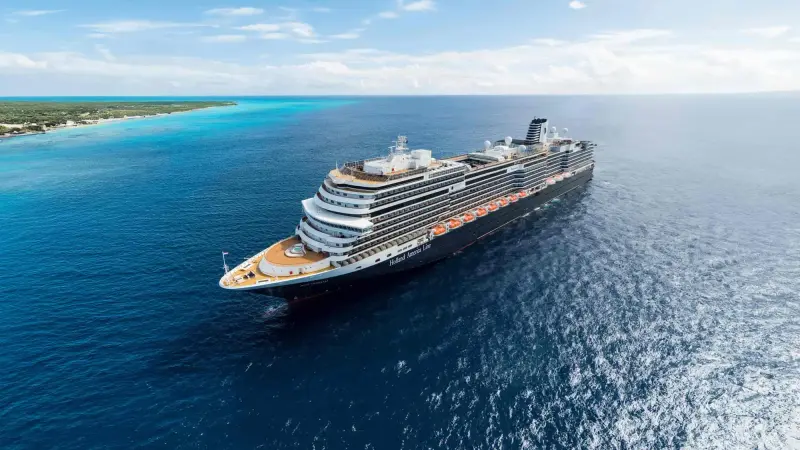 Nieuw Statendam kıyı açıklarında, havadan görünüm