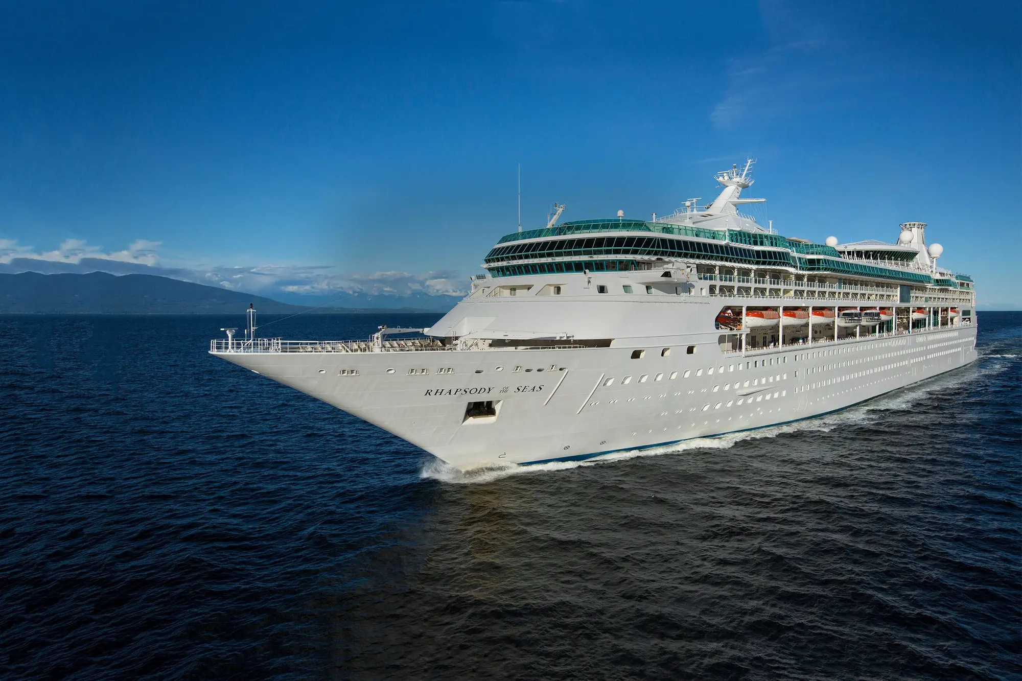 Rhapsody of the Seas Alaska'da seyir hâlinde