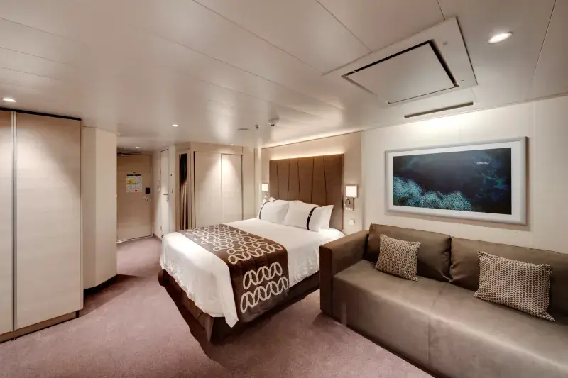 MSC Euribia Aurea premium suit, yatak ve kanepe
