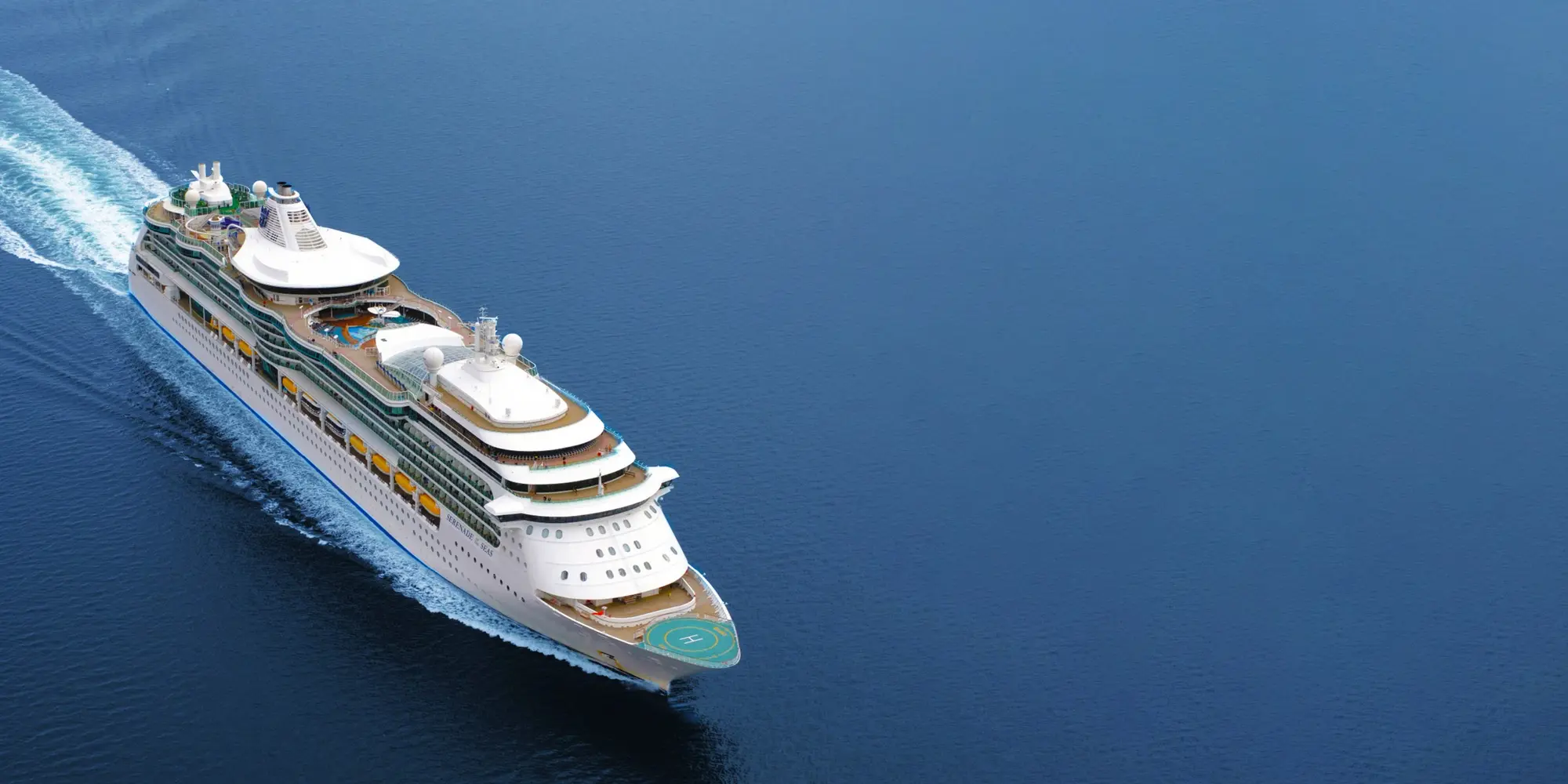 Serenade of the Seas açık denizde seyir hâlinde