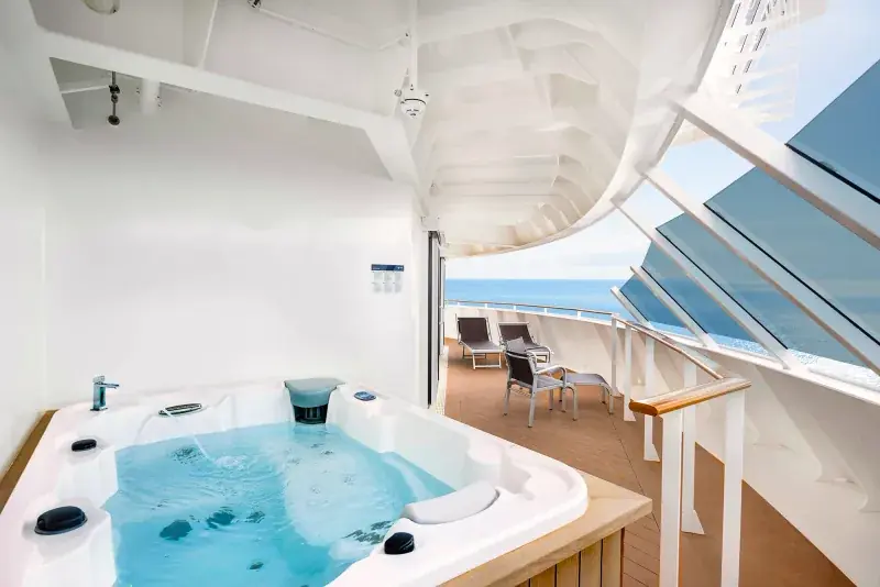 MSC Meraviglia Aurea grand suit (SXJ), jakuzili teras
