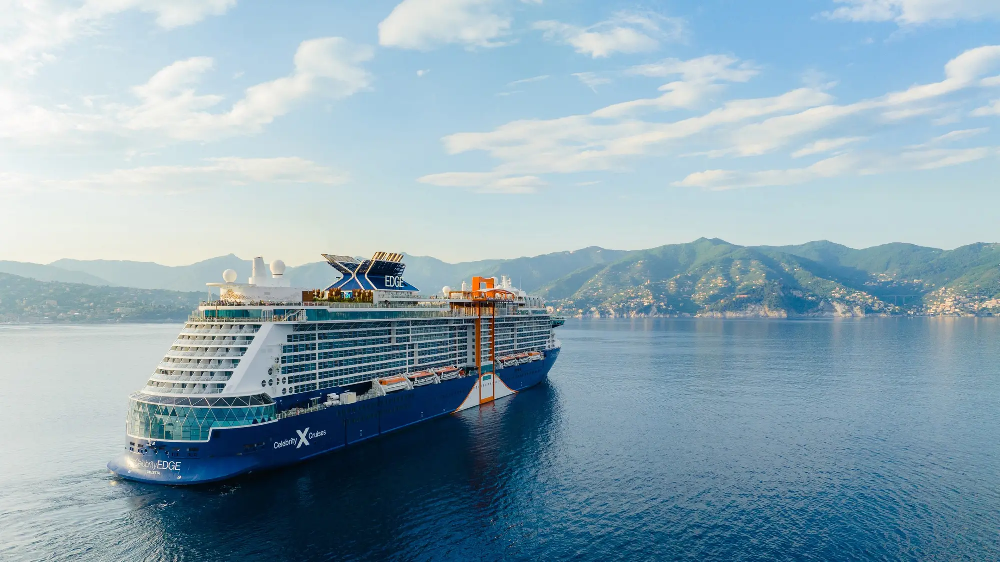 Celebrity Edge Portofino açıklarında