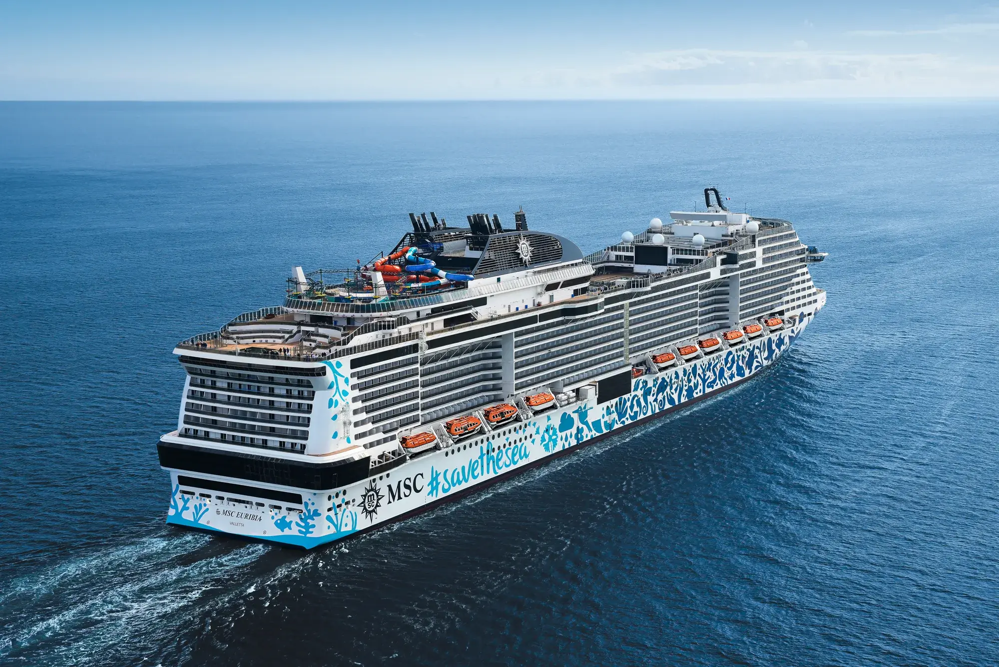 MSC Euribia açık denizde, havadan görünüm