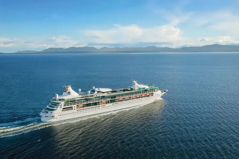 Rhapsody of the Seas Alaska'da açık denizde
