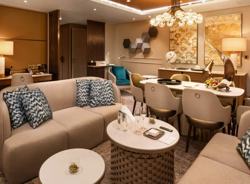 Silver Endeavour – Owner's Suite