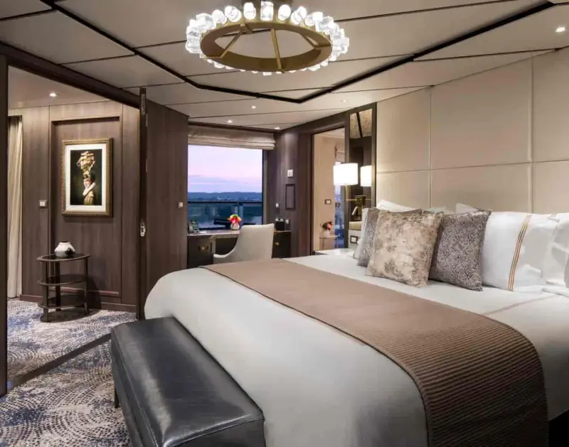 Rotterdam – Pinnacle Suite