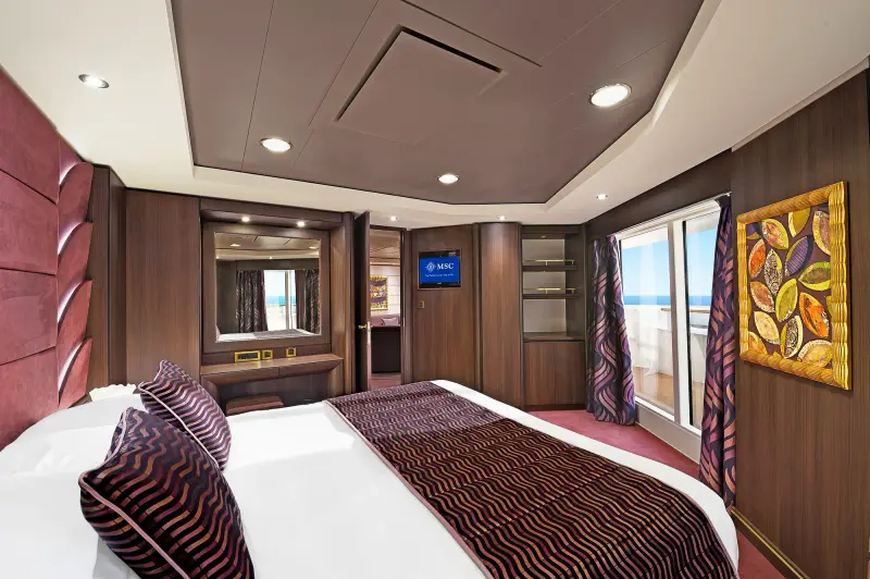 MSC Preziosa Aurea grand suit (SX)