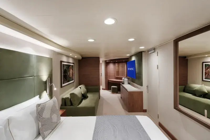 MSC Magnifica MSC Yacht Club deluxe suit (YC1)