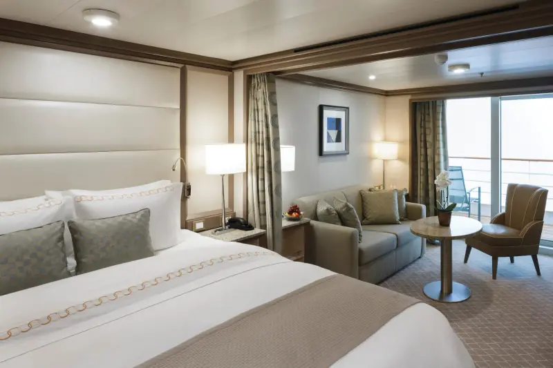 Silver Dawn – Classic Veranda Suite