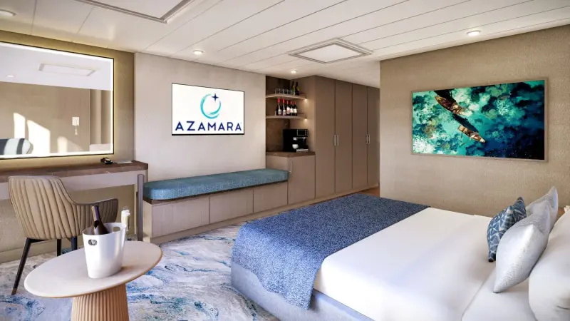 Azamara Quest'te Grandview Suite oturma alanı (görselleştirme)